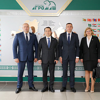 The Ambassador Extraordinary and Plenipotentiary of the Republic of Kazakhstan to the Republic of Belarus H.E. Timur Zhaksylykov visited Bobruiskagromash