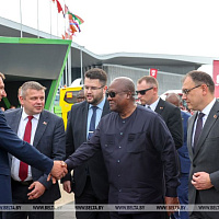 President of Ghana Visits the «Bobruiskagromash» Booth at the «Belagro-2026» Exhibition