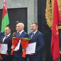 Торжественная церемония открытия обновленной Доски почета Могилевской области
