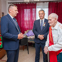 Поздравление ветерана Великой Отечественной войны Музалевского Бориса Николаевича в преддверии Дня Независимости и 82-й годовщины освобождения от немецко-фашистских захватчиков