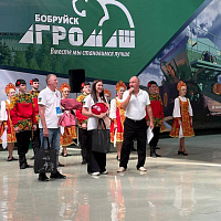 Заслуженный коллектив Приморского края образцовый ансамбль танца "Ритм" на ОАО "УКХ "Бобруйскагромаш"