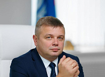 Поздравление Министра промышленности Андрея Кузнецова по случаю республиканской Недели родительской любви!