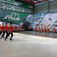 Заслуженный коллектив Приморского края образцовый ансамбль танца "Ритм" на ОАО "УКХ "Бобруйскагромаш"