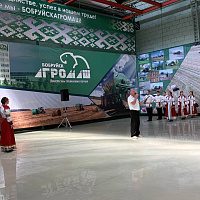 Заслуженный коллектив Приморского края образцовый ансамбль танца "Ритм" на ОАО "УКХ "Бобруйскагромаш"