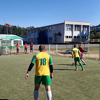 Приняли участие в соревнованиях по мини-футболу