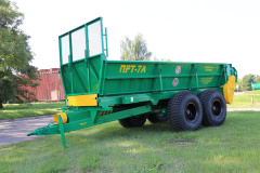 Solid organic fertilizer applicator PRT-7A