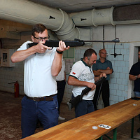 Соревнования по стрельбе из пневматической винтовки