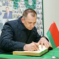 Министр внутренних дел посетил ОАО «Управляющая компания холдинга «Бобруйскагромаш»